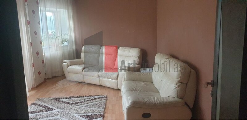 Berceni, Spiru Haret, vanzare apartament decomandat 3 camere.